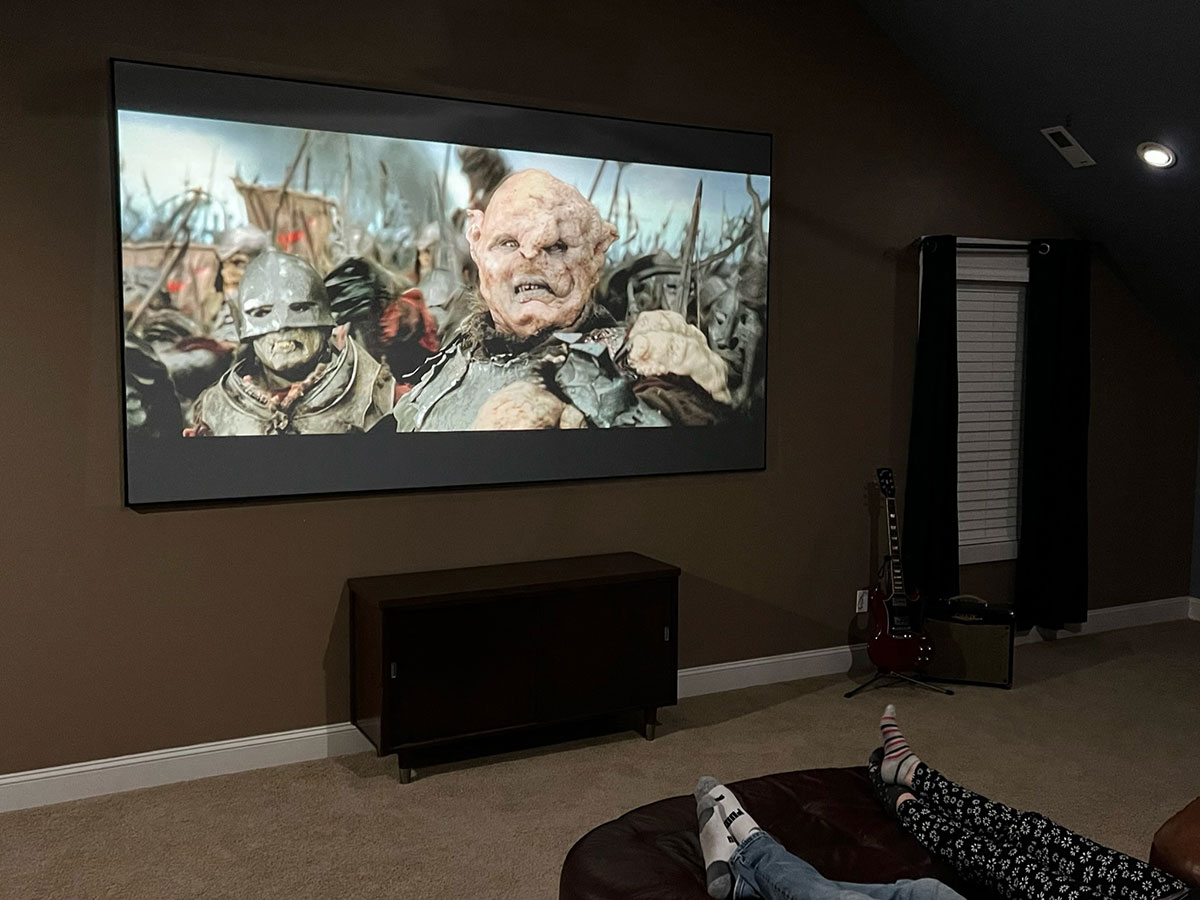 Aeon CineGrey 4D AT Series – Elite Screens Launches new EDGE FREE® ALR Projection Screen in Acoustic Transparent format