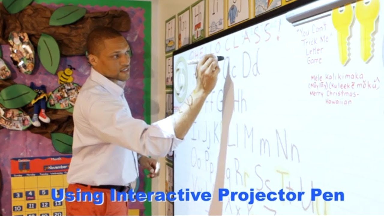 Elite Screens Ambient Light Rejecting WhiteBoardScreen™ Series at St. Mary\\\\\\\'s School, Aliso Viejo, CA