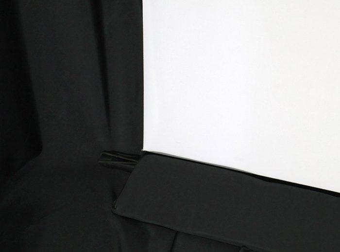 Elite Screens Portable Projector Screen for Home Theater Portable projector screen ideal for home theater and presentations.