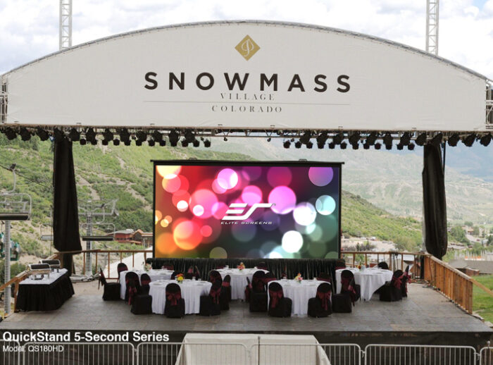 qs5_015 QuickStand 5-Second Series in Outdoor Setting